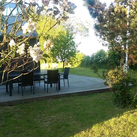 Poolvilla 7 Bedrooms, 3 Bathrooms Villa Marstal